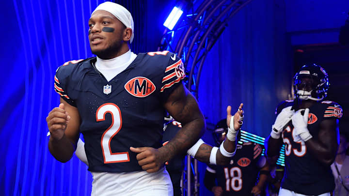 Bears’ $136 Million Offensive Nightmare Shocks NFL by Rejecting Bigger Offers From Cardinals and Panthers, Chooses Loyalty to Chicago Amid Franchise Revival