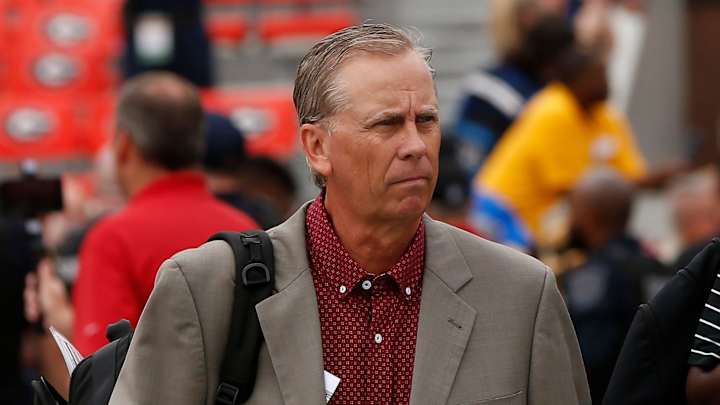 Browns LEAKS LOCKER ROOM DRAMA HEATING UP PLAYERS TURNING ON TODD MONKEN