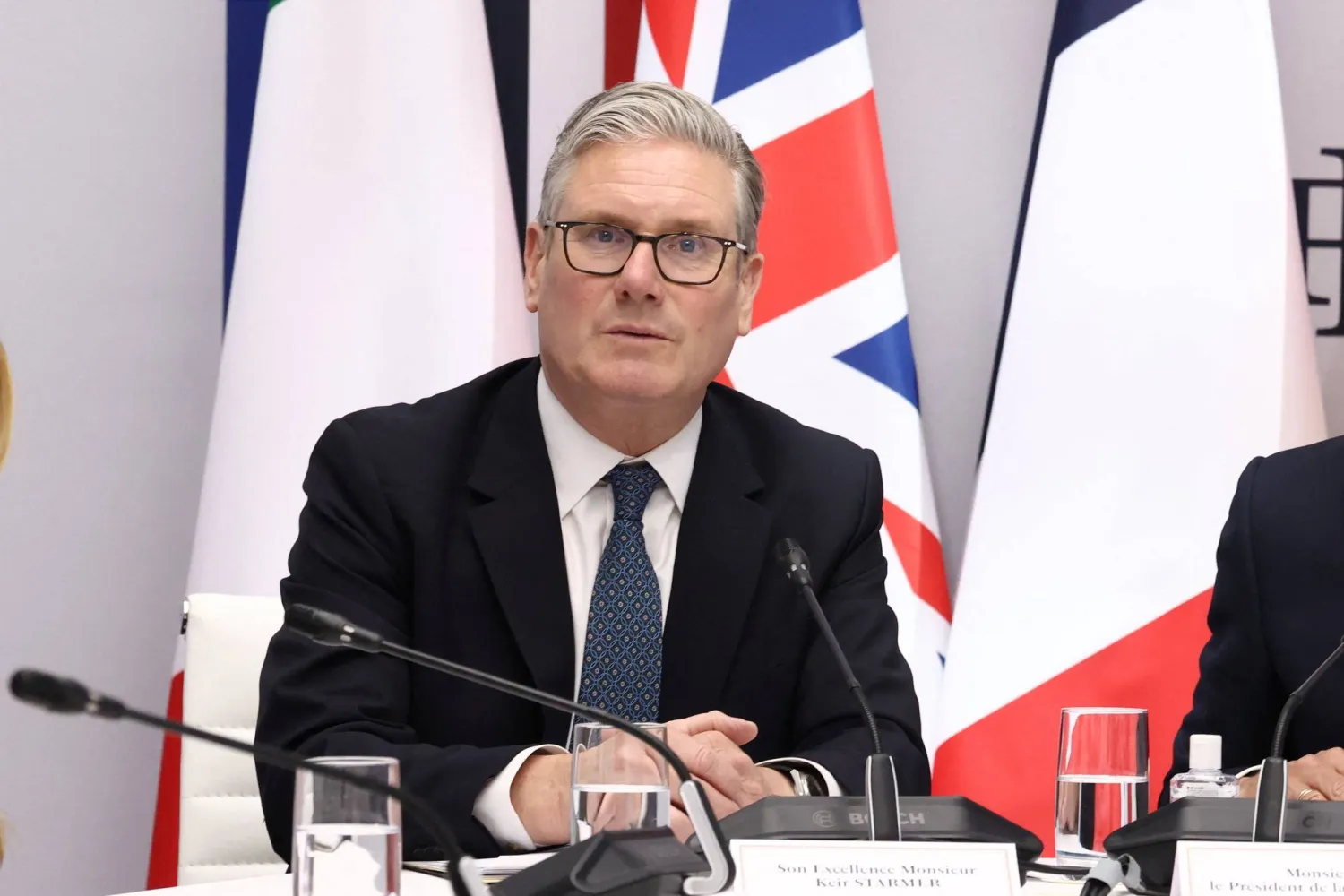 Starmer GOES OFF THE RAILS In MASSIVE Argument Over Posistion At PMQ's!_heuh