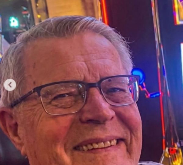 Man Wins $1.2 Million After Mistaking Slot Machine for Vending Machine