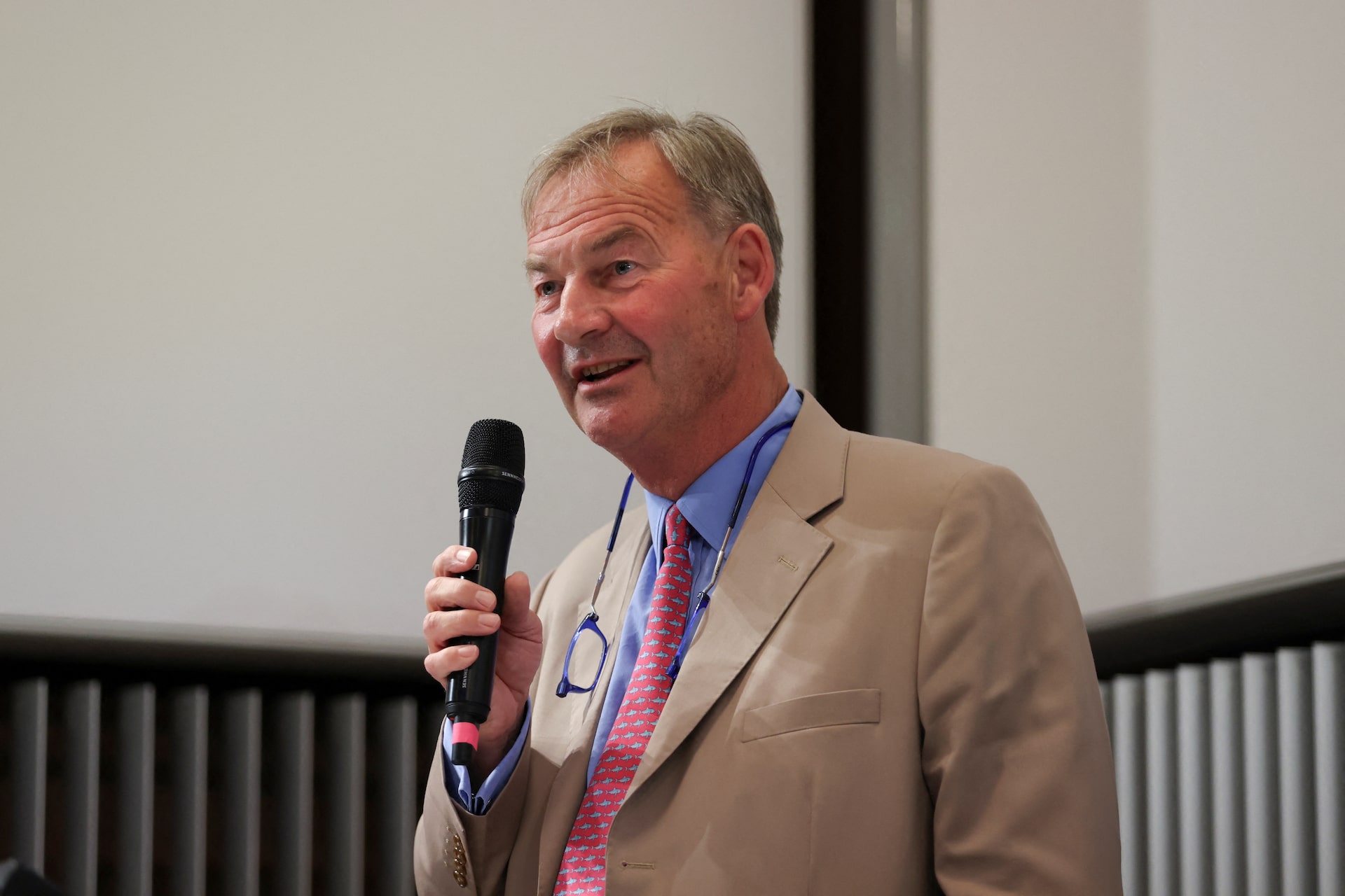 RUPERT LOWE DEMANDS TRANSPARENCY ON IMMIGRATION AND ECONOMIC. tep2