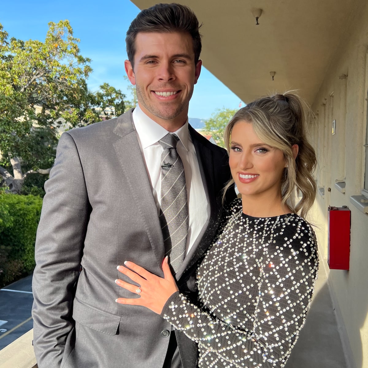 “THEIR NEXT CHAPTER STARTS NOW": Kaity Biggar Officially Confirms Her Pregnancy, Revealing She and Zach Are Already Rushing to Build the Baby’s Nursery