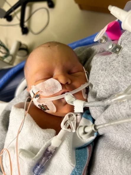 Everly’s Journey: A Tiny Fighter’s Triumph Over Kidney Failure and the Groundbreaking Treatment That Saved Her Life 6000