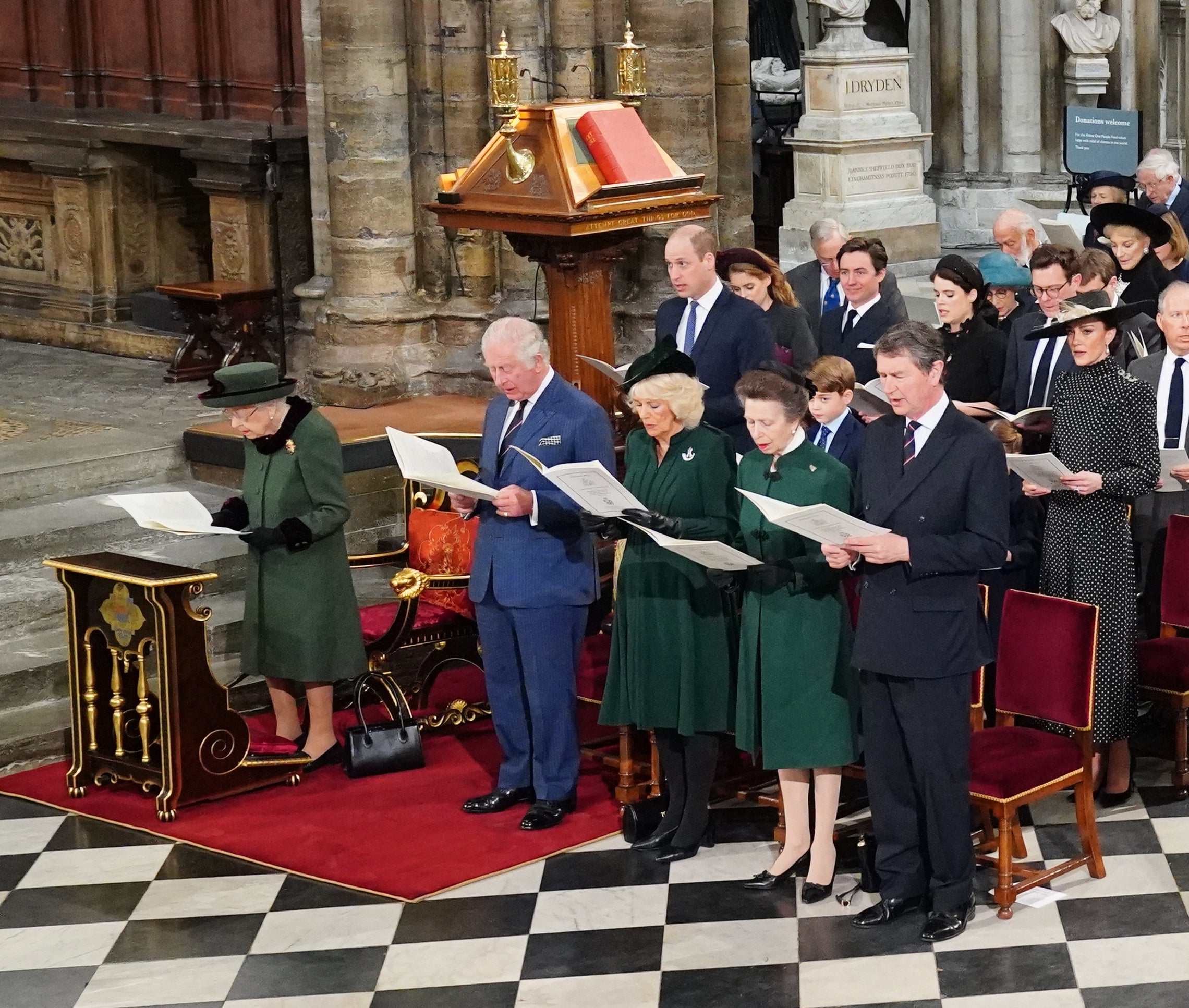 All Eyes on Charlotte: The Quiet Moment at Westminster Abbey That Touched a Nation