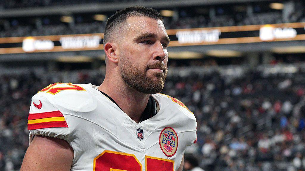 Chiefs Star Travis Kelce Accused of Embezzling Charity Funds, Major Scandal Following Police Investigation That Has Sent Shockwaves Across the NFL