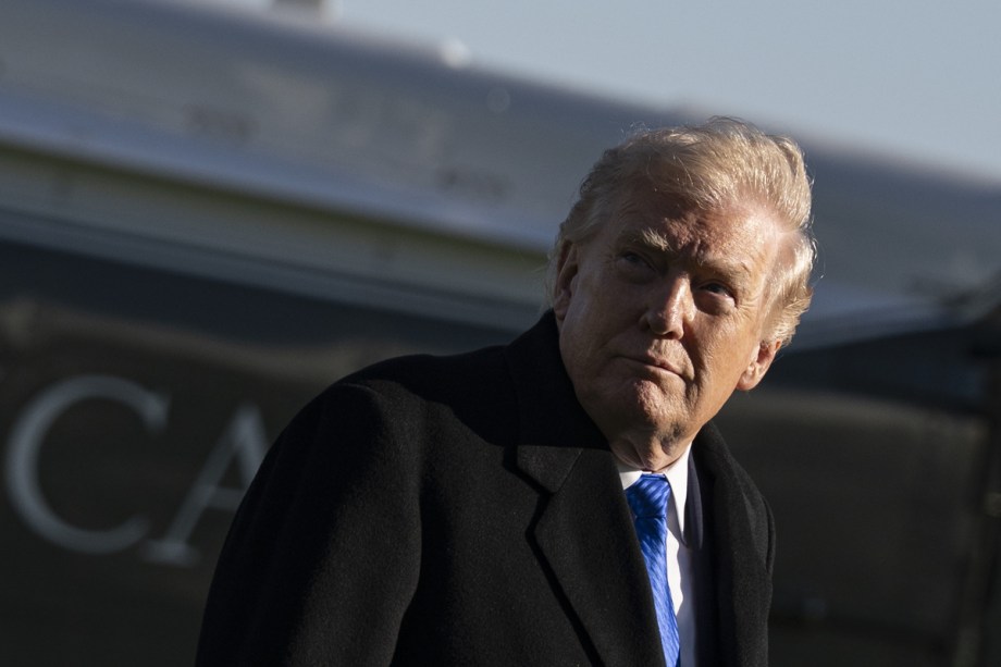 Trump says seizing Iranian oil is ‘an option’ amid ongoing war