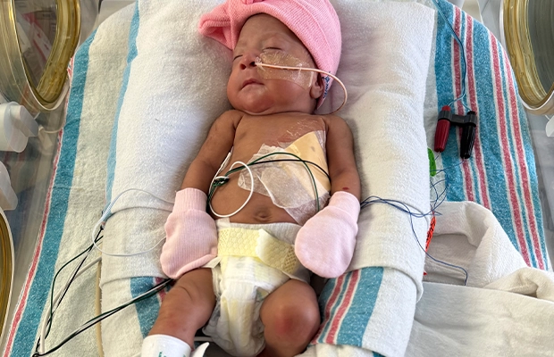 Breaking: How a Tiny Premature Baby Survived a Complete Heart Block Through Extraordinary Pediatric Cardiac Care and Her Family’s Unyielding Faith 5882