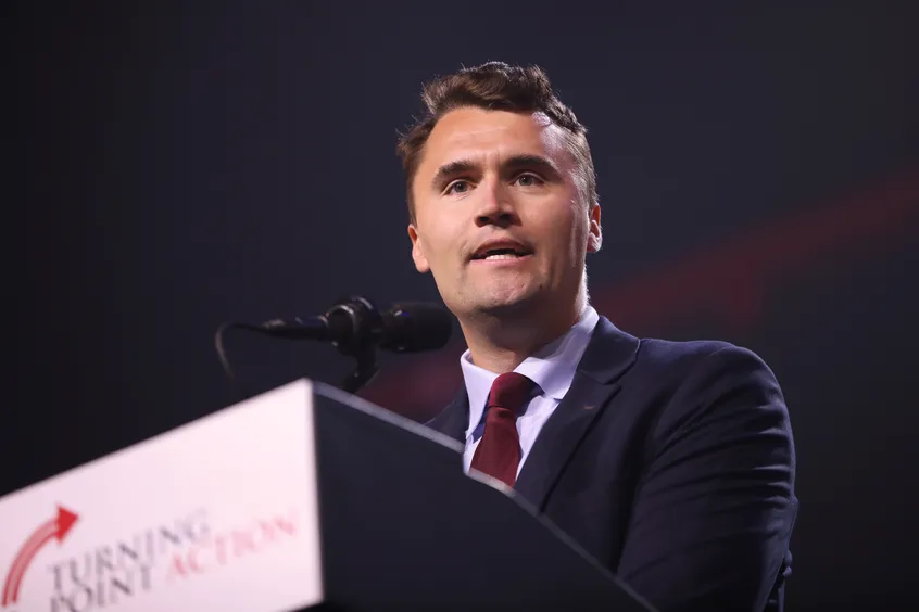 The entire investigation related to the Charlie Kirk shooting has been reconsidered — after a 40-minute video ignored by the media for months suddenly resurfaced