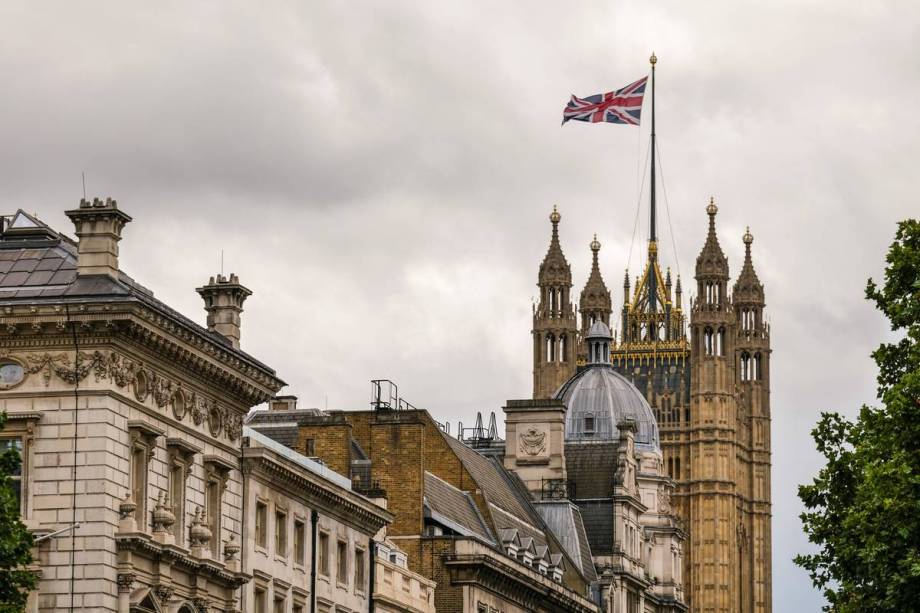 UK denies US use of bases for strikes on Iranian bridges, power plants