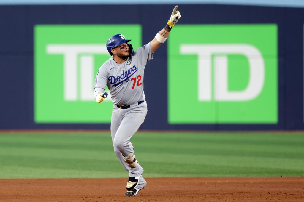 BREAKING: Miguel Rojas and His Game 7 Home Run Could Open the Door to Becoming a Dodgers Coach
