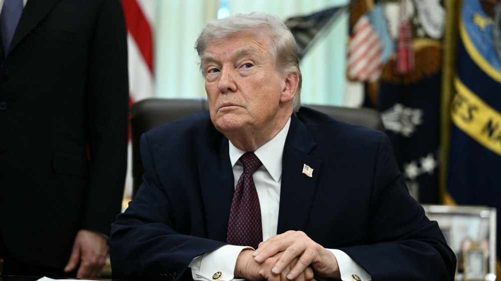 BREAKING NEW: TRUMP DECLARES U.S. CANNOT FUND MEDICAID, MEDICARE, OR CHILDCARE PROGRAMS.c1