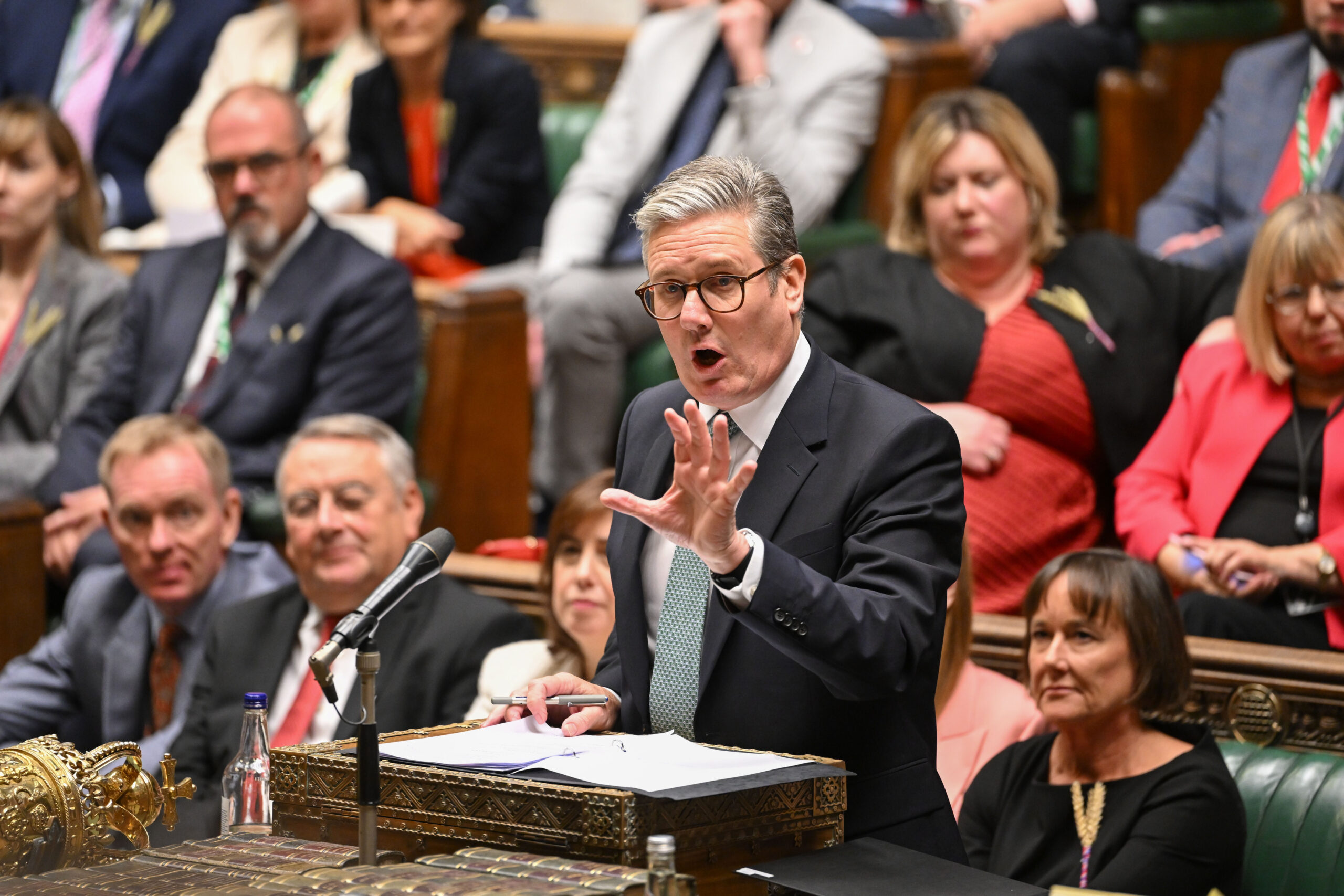 Keir Starmer labelled 'COWARD' for proroguing Parliament to avoid Lord Mandelson PMQs grilling?_heuh