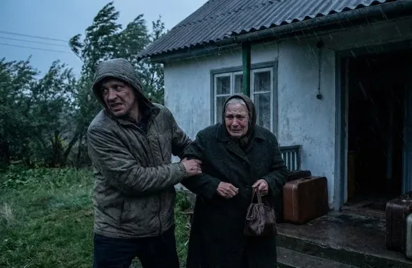 “GET OUT, YOU’RE A BURDEN!” I screamed as I pushed my 78-year-old mother into a violent storm