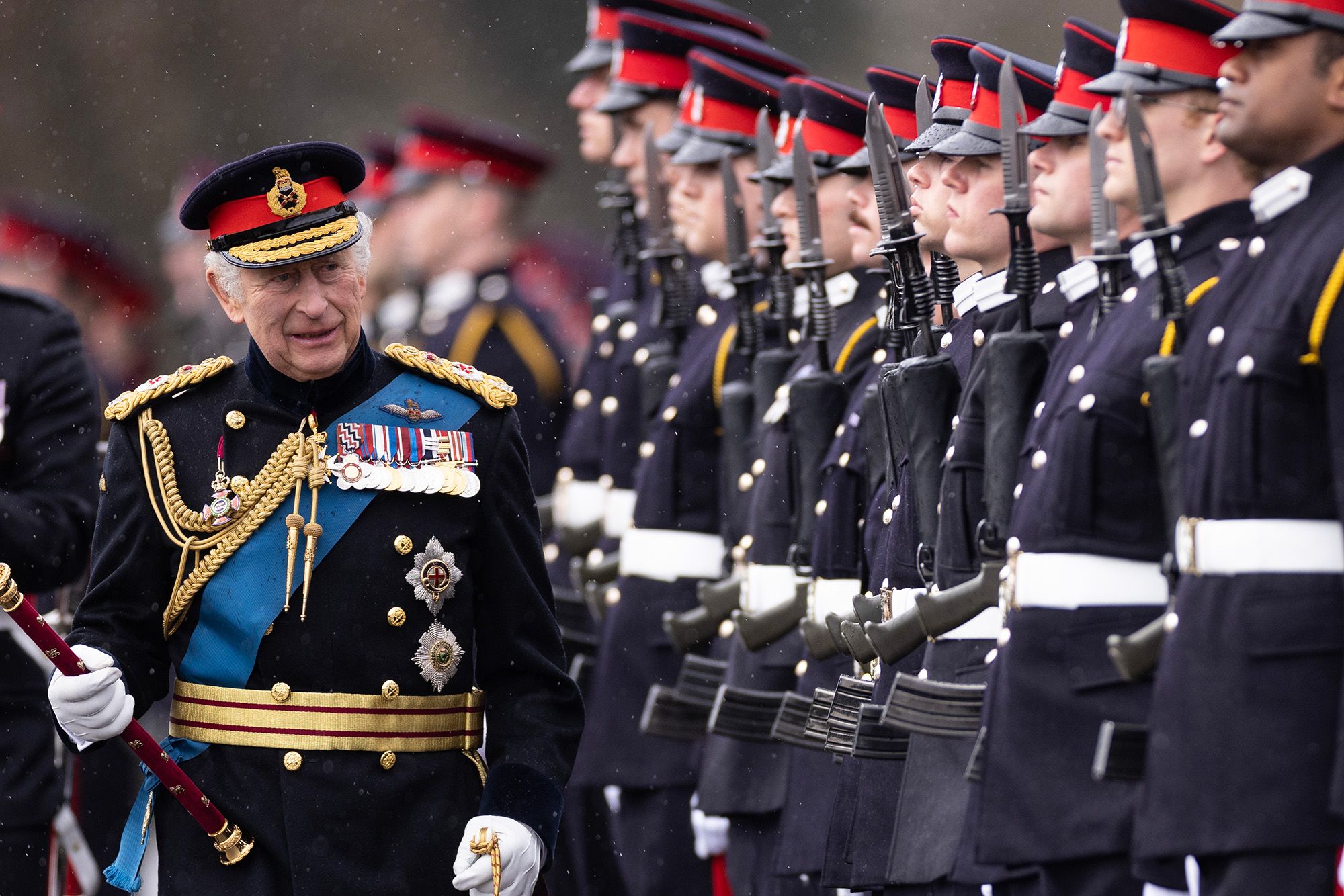 A Midnight Message and a Palace on Edge: What King Charles’s Words May Really Signal