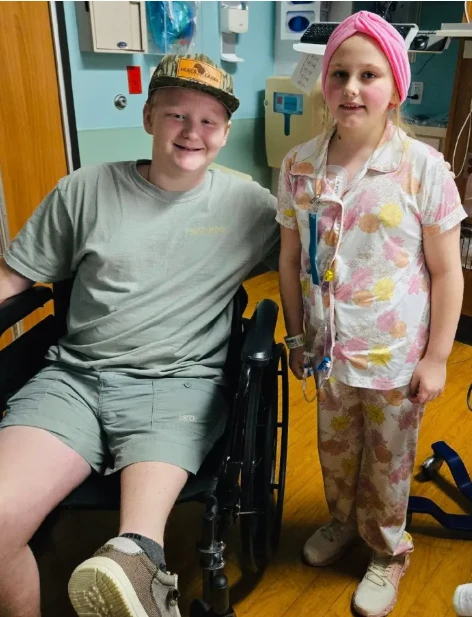 From Fear to Courage: Zoey’s Fight for Survival and the Power of Kindness 4110