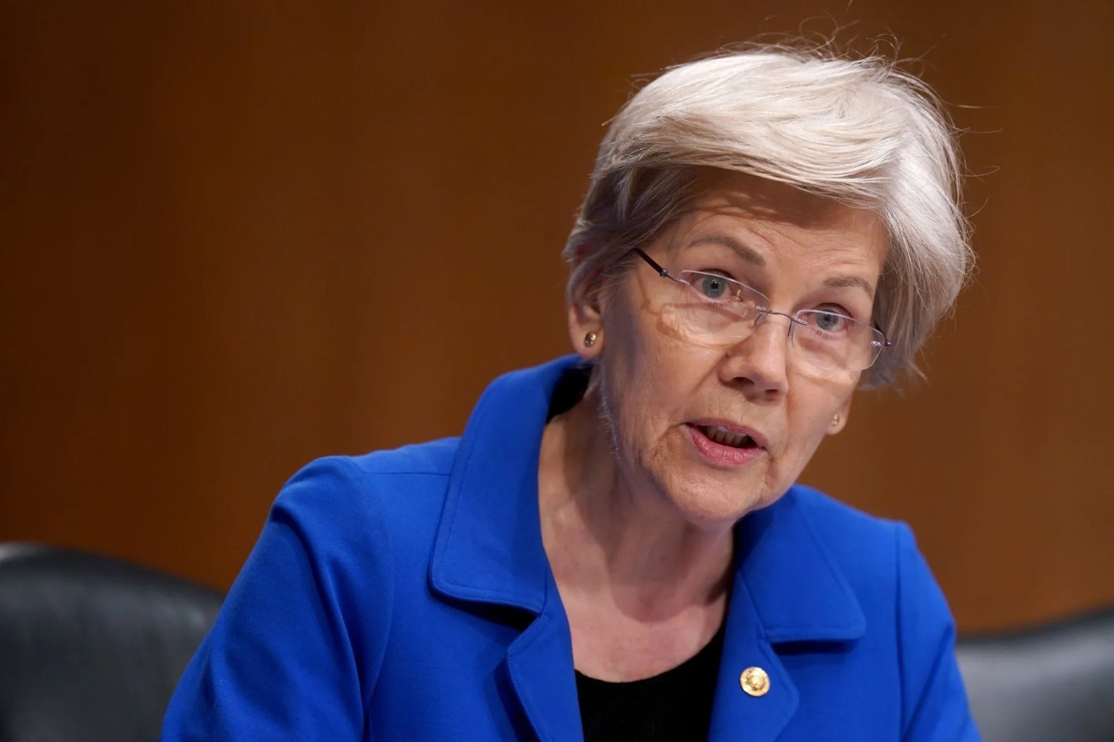 Investigative Journalist Claims 154 Potential Legal Violations Linked to Elizabeth Warren’s Autopen Use