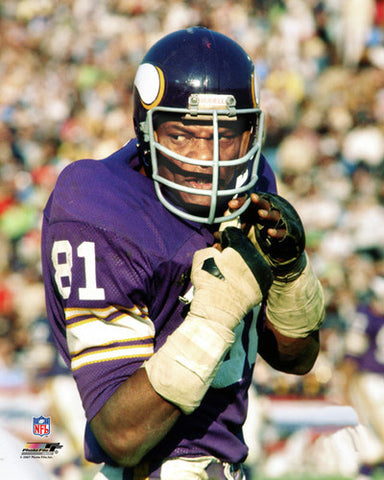 Minnesota Vikings Legend Carl Eller Sparks Global Concern Amid Rumored Health Scare And Unexpected Medical Complications Reports Update