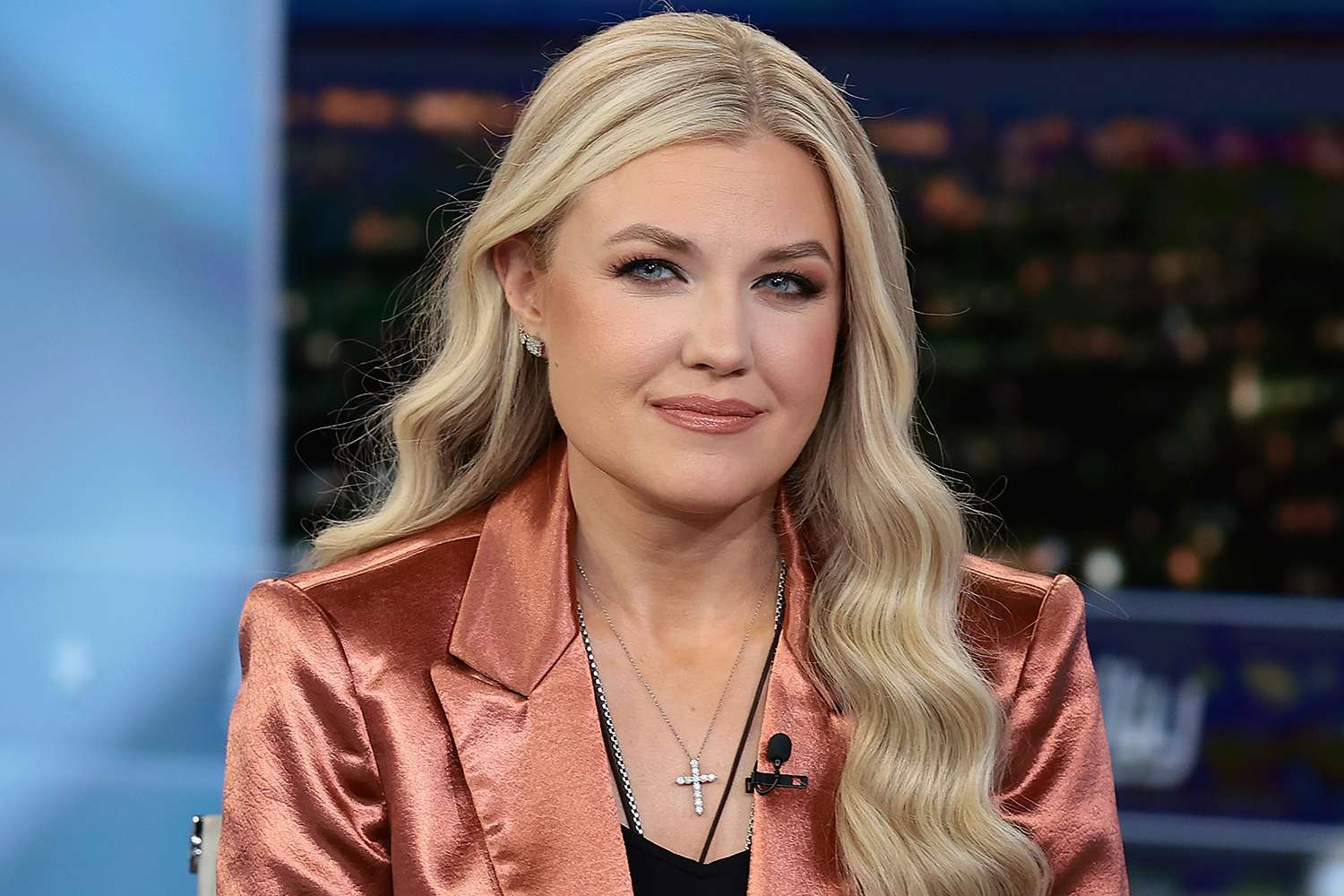 “THE MILLION-DOLLAR TEAR” — ERIKA KIRK’S EMOTIONAL MOMENT BESIDE ELON MUSK SPARKS GLOBAL CONVERSATION