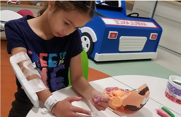 Breaking: How 13-Year-Old Isabella Veras Overcame a Rare Autoimmune Disease to Find Joy, Music, and Hope Despite Vision Loss and Spinal Challenges 5887