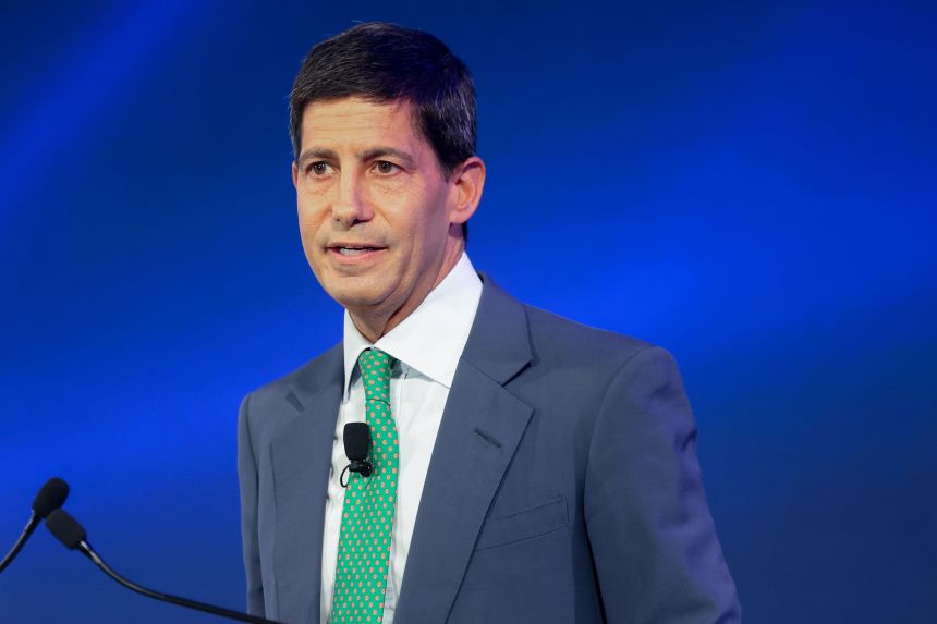 AI BOOM OR RATE-CUT GAMBLE? WARSH PUSHES FED INTO UNCHARTED TERRITORY