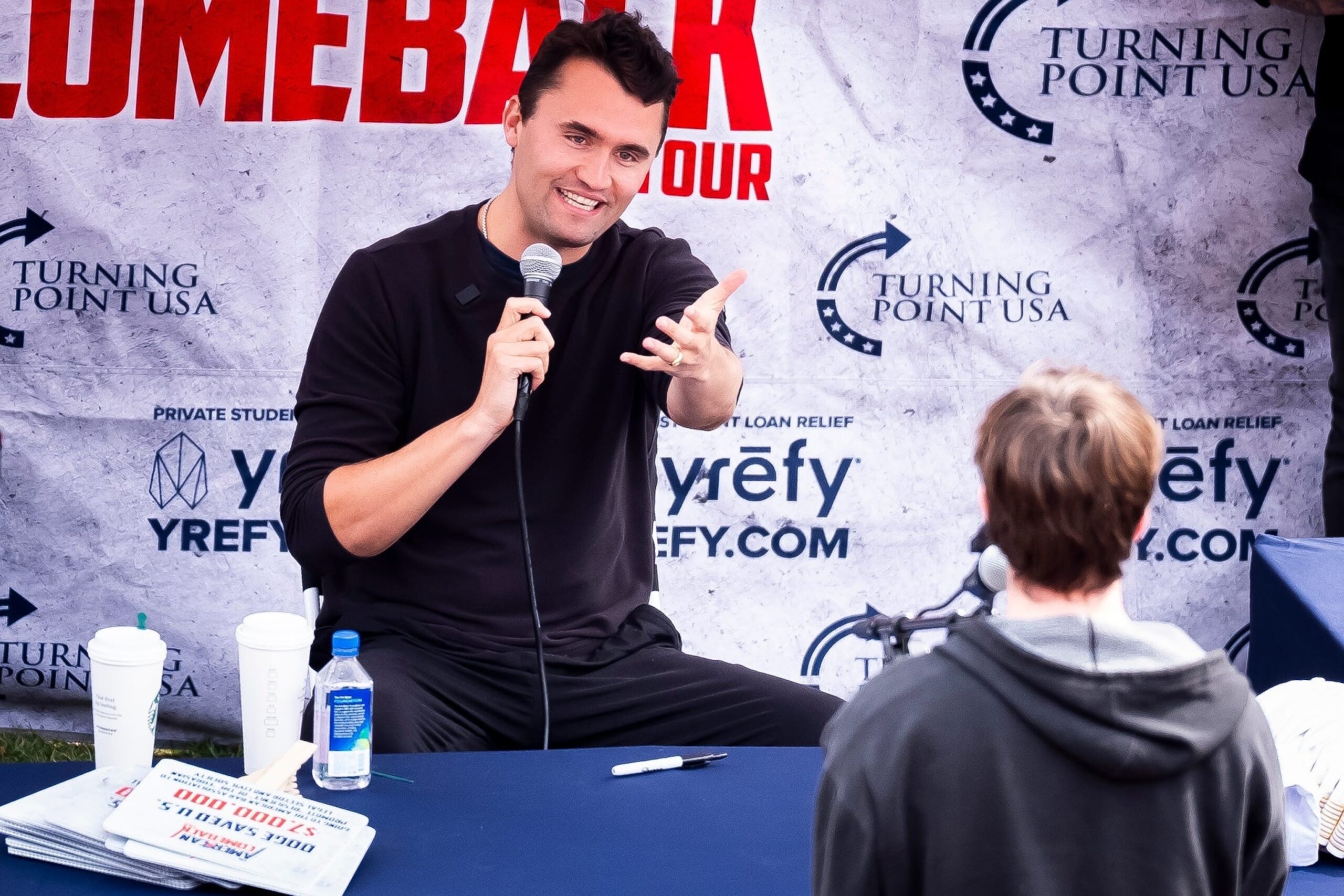 UNBELIEVABLE: Doctor Risks Career to Expose the Truth About Charlie Kirk’s Death — Raw ER Footage LeakedIn a jaw-dropping act of defiance, a doctor has risked their entire career to release raw footage from the emergency room, revealing Charlie Kirk’s final moments.
