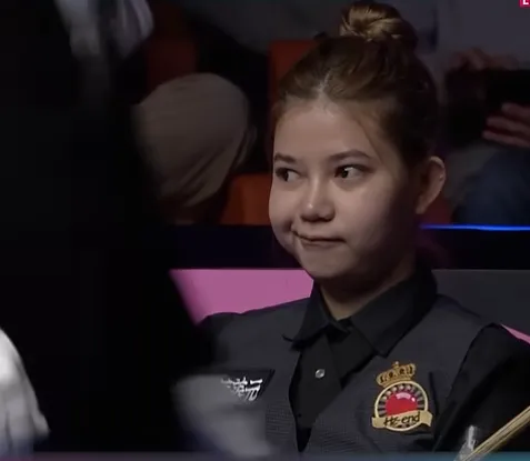 Snooker is Serious... Until Ronnie O'Sullivan Makes Mink Nutcharut POUT!
