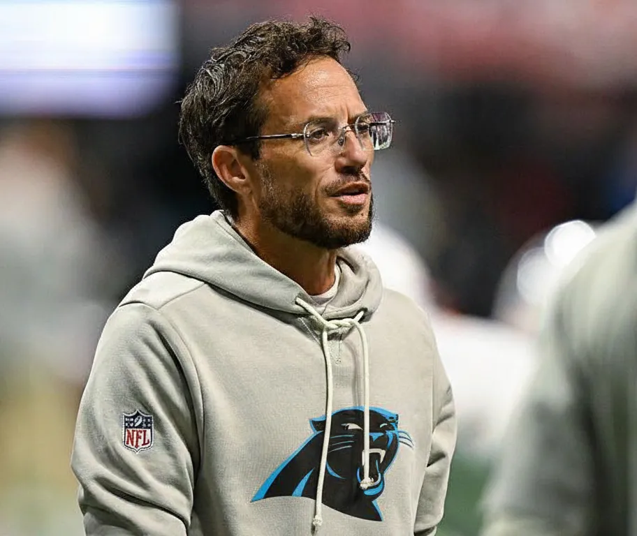 Mike McDaniel Is RIGHT NOW Trying Out at Panthers for Offensive Coordinator – The Wildest Offseason Plot Twist Is Happening LIVE