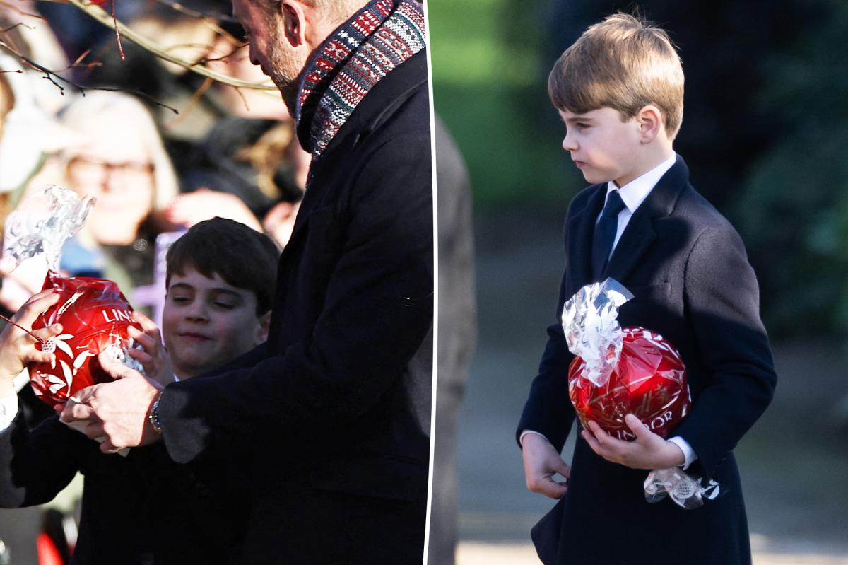 A Chocolate, a Whisper, and a Lesson in Joy: The Moment That Lit Up the Christmas Walk
