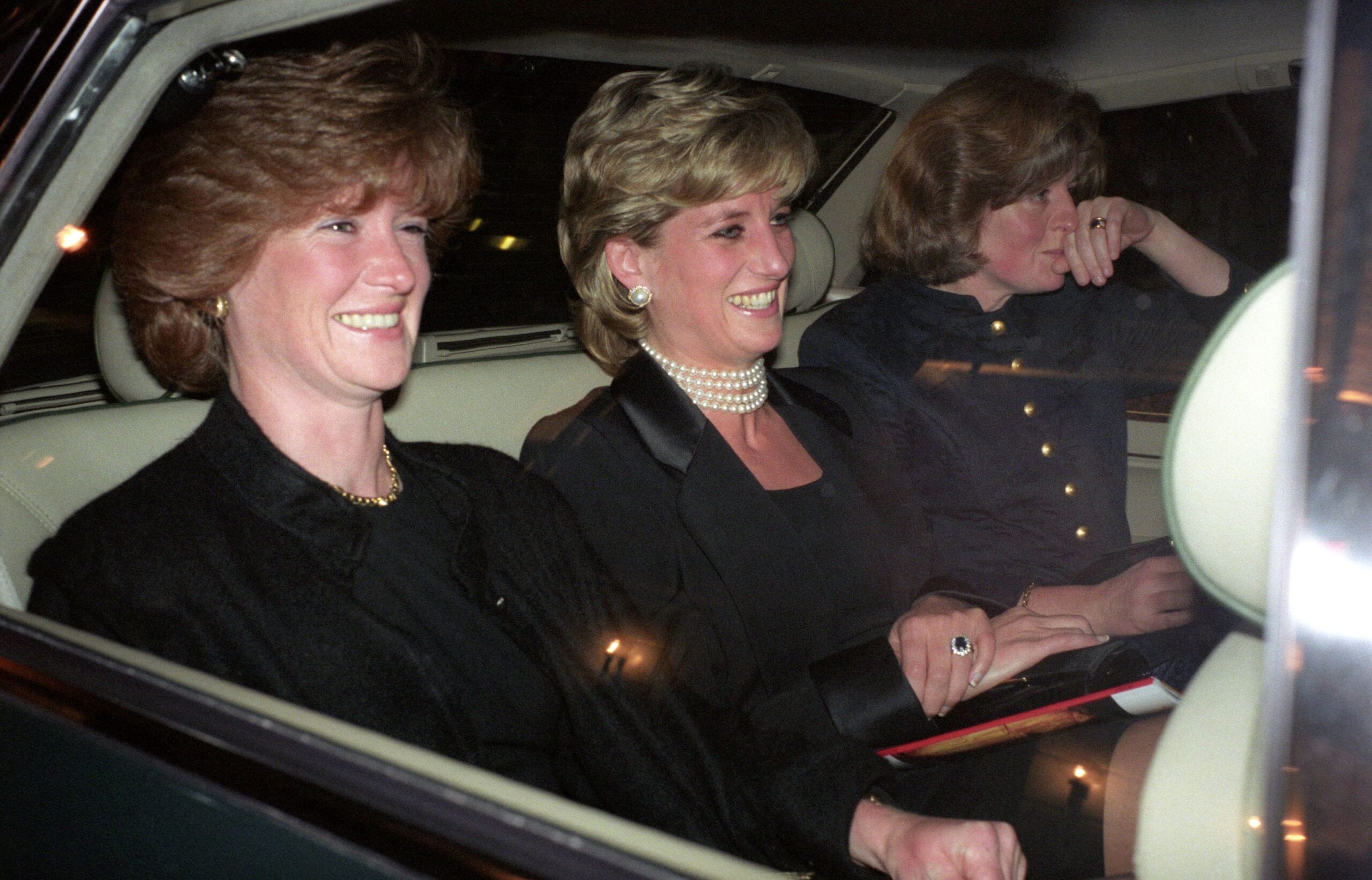 The “Unsuitable” Princess — How Diana, the Quietest Spencer Sister, Became the Heart of a Nation