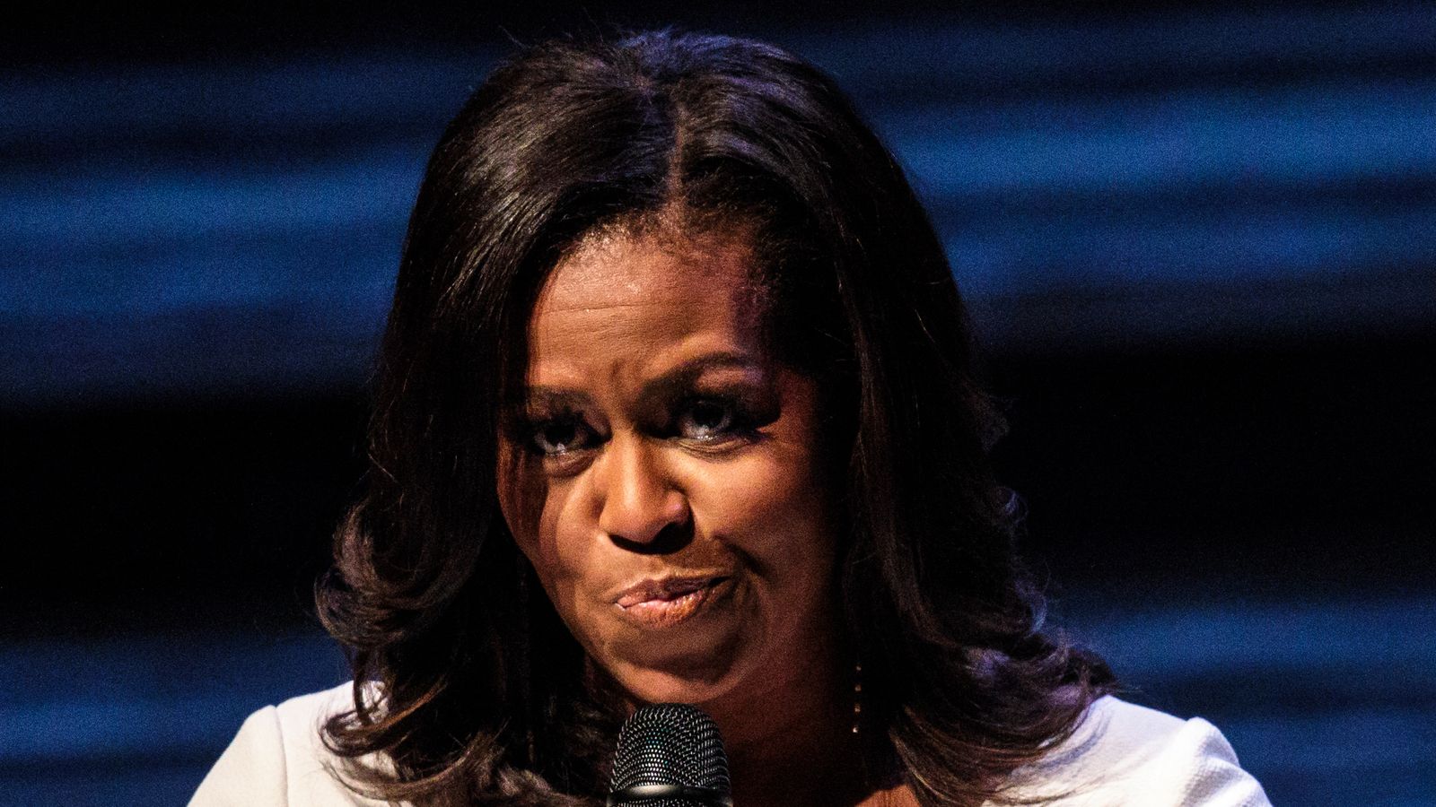 Michelle Obama’s $100 Million Lawsuit Ignites National Debate Over Politics, Media, and Public Trust