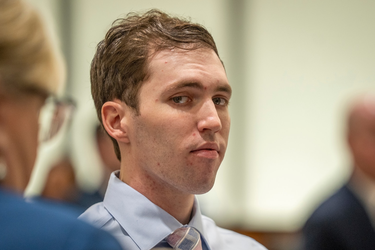 Tyler Robinson Trial Takes a Sudden Last-Minute Turn: An Unseen Figure and an Overlooked Detail Ignite Controversy